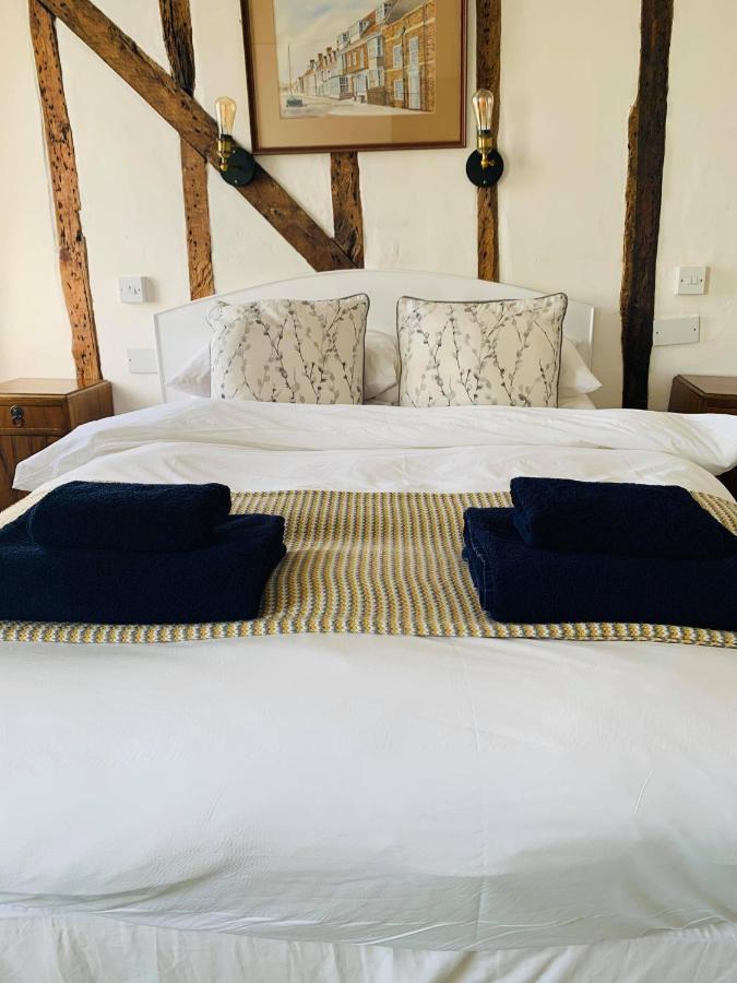 Burnham-on-Crouch Ye Olde White Harte Hotel חדר תמונה