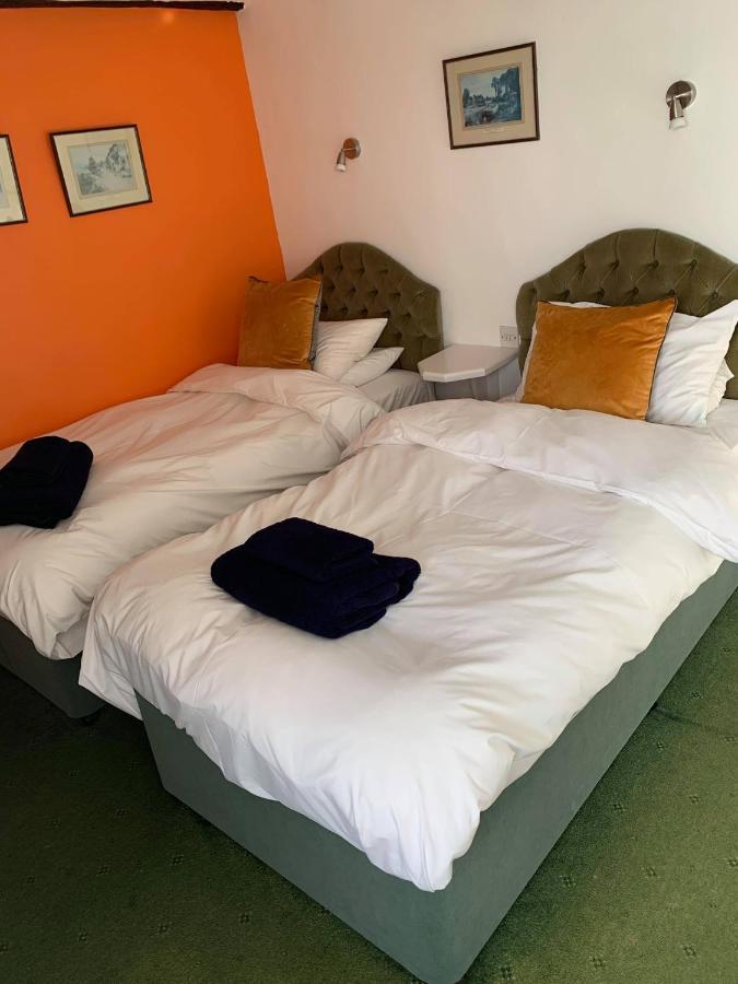 Burnham-on-Crouch Ye Olde White Harte Hotel חדר תמונה