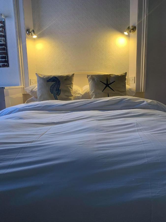 Burnham-on-Crouch Ye Olde White Harte Hotel מראה חיצוני תמונה