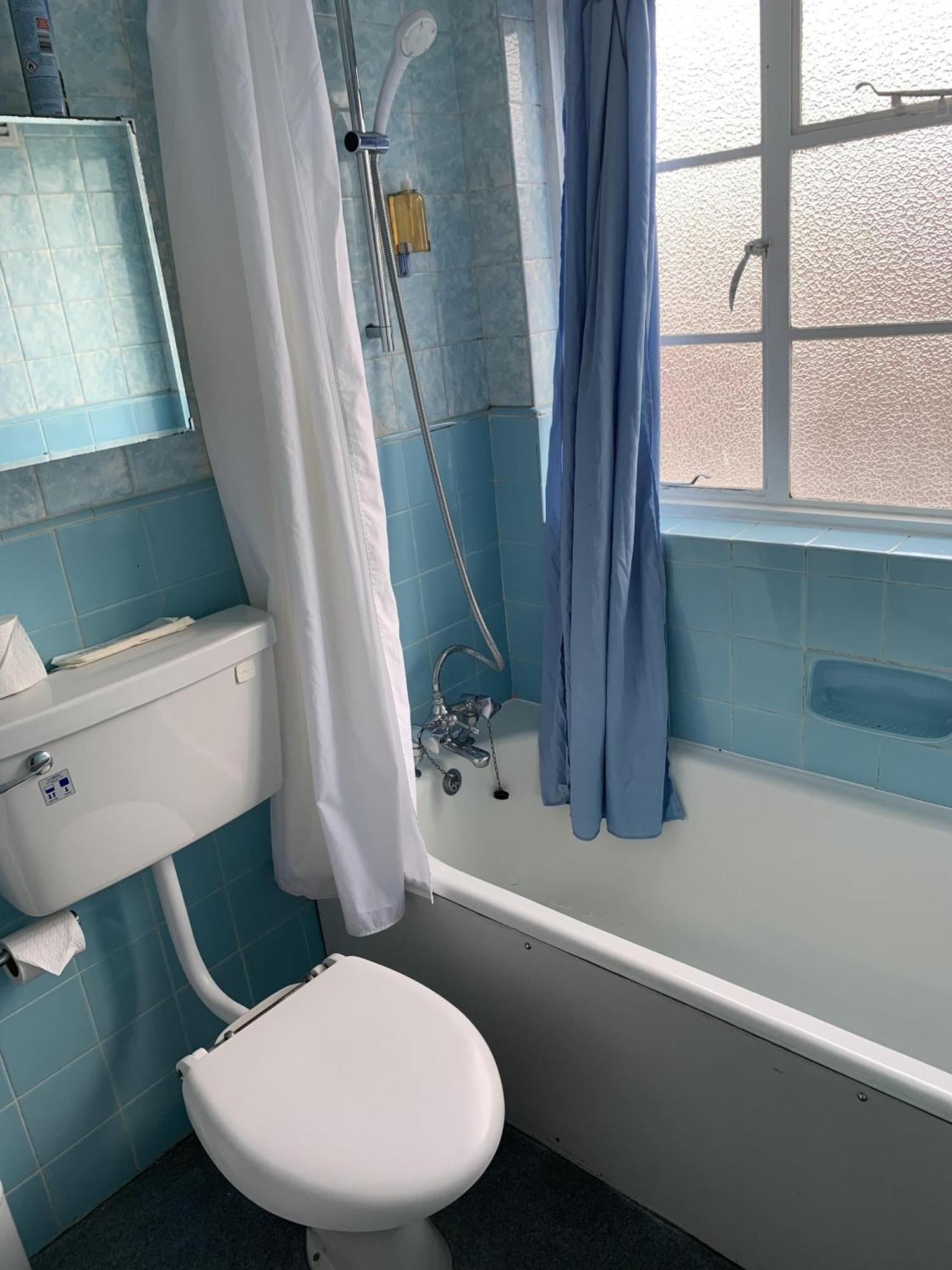 Burnham-on-Crouch Ye Olde White Harte Hotel חדר תמונה
