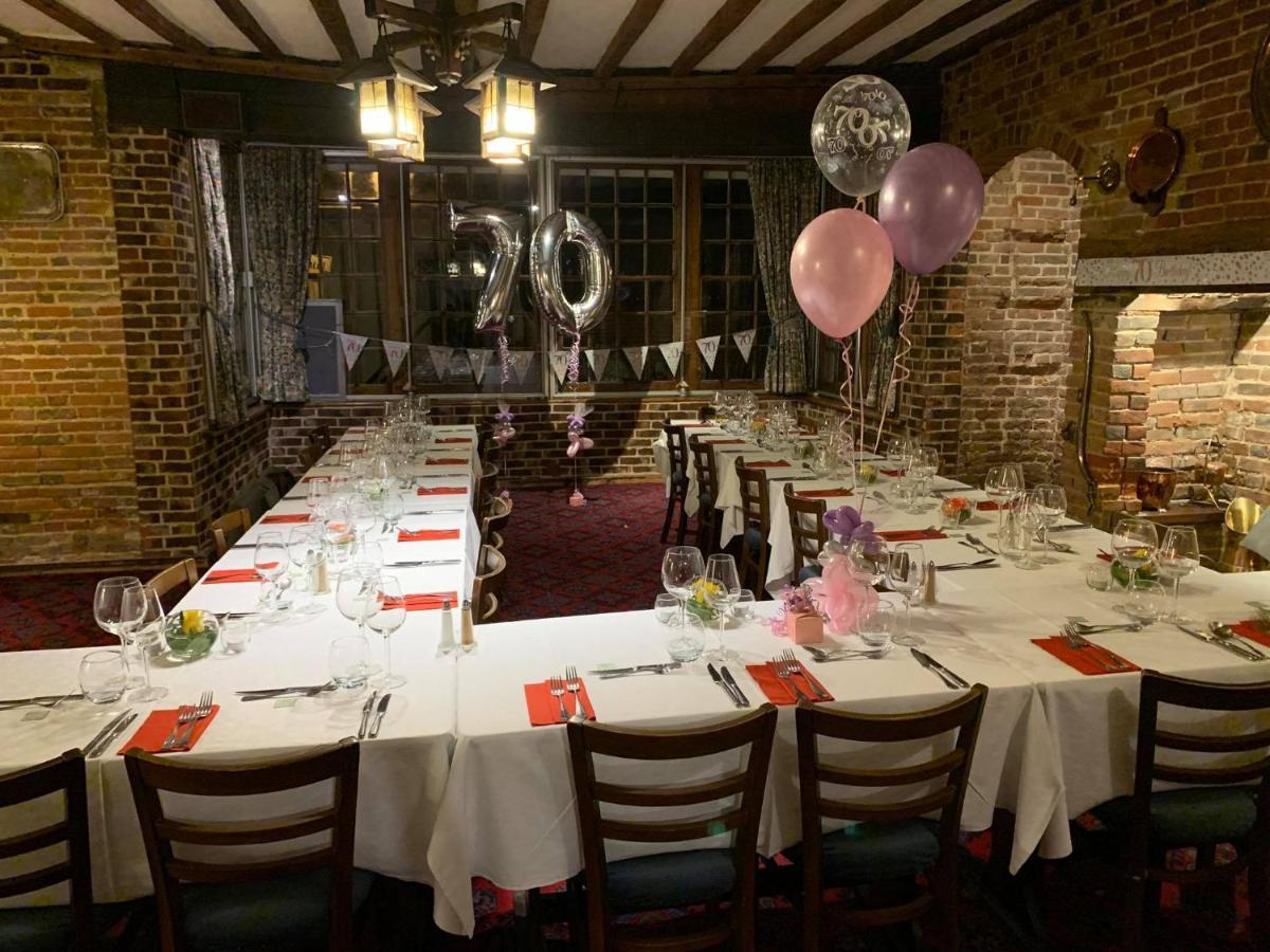 Burnham-on-Crouch Ye Olde White Harte Hotel מראה חיצוני תמונה
